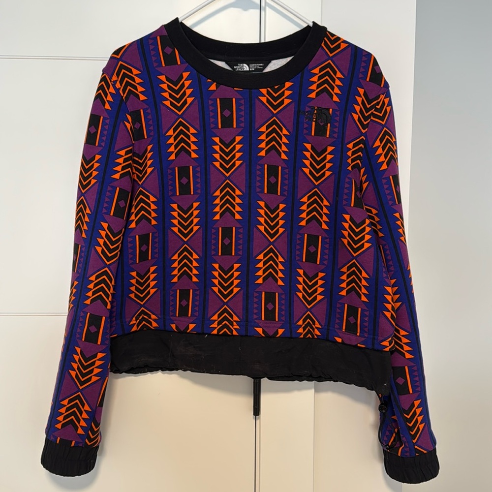 Medium North Face Cropped Sweater